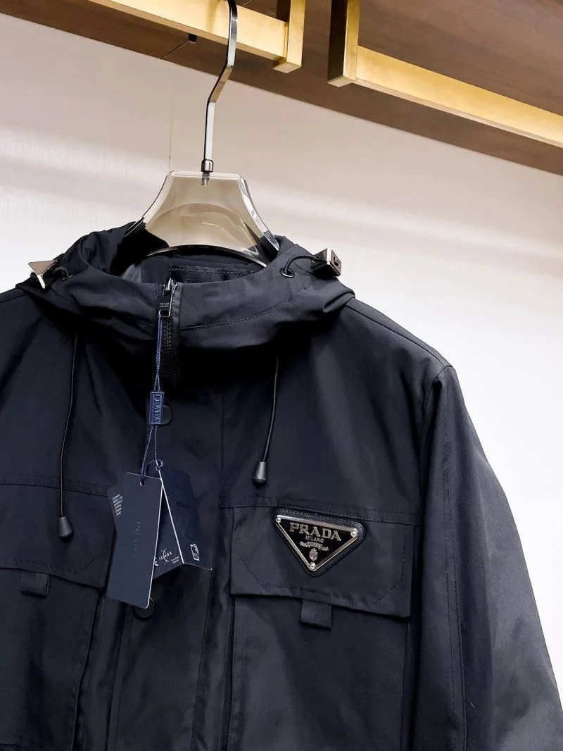 Comfortable Prada Outwear 168004
