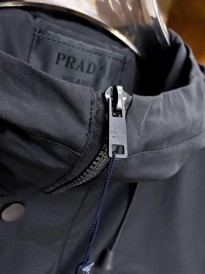 Comfortable Prada Outwear 168004