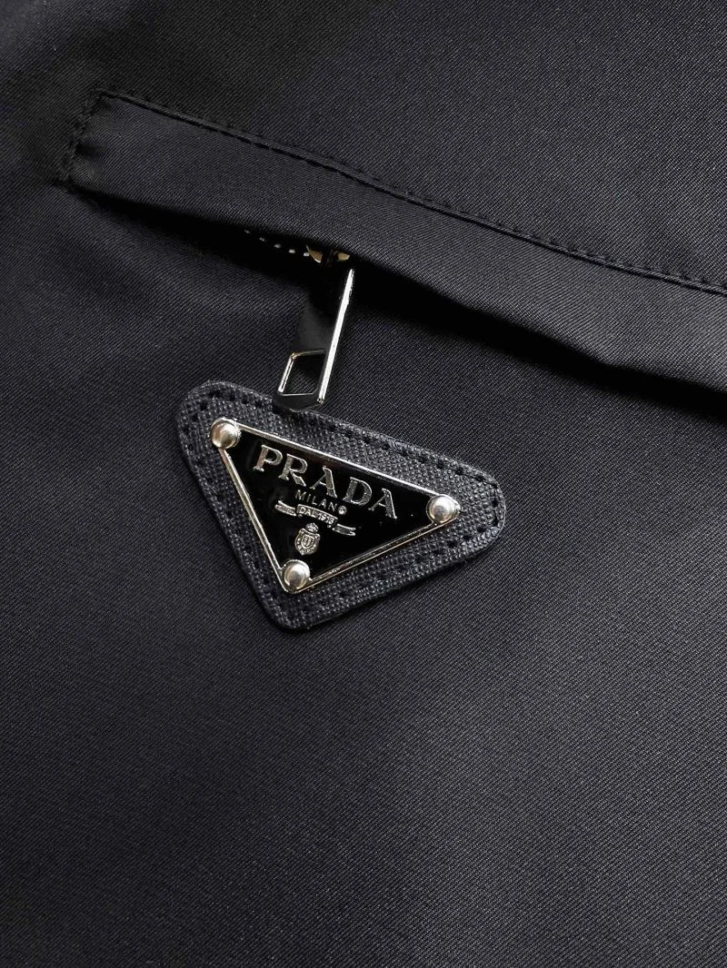 Practical Prada Outwear 167999