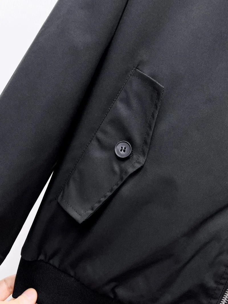 Practical Prada Outwear 167999