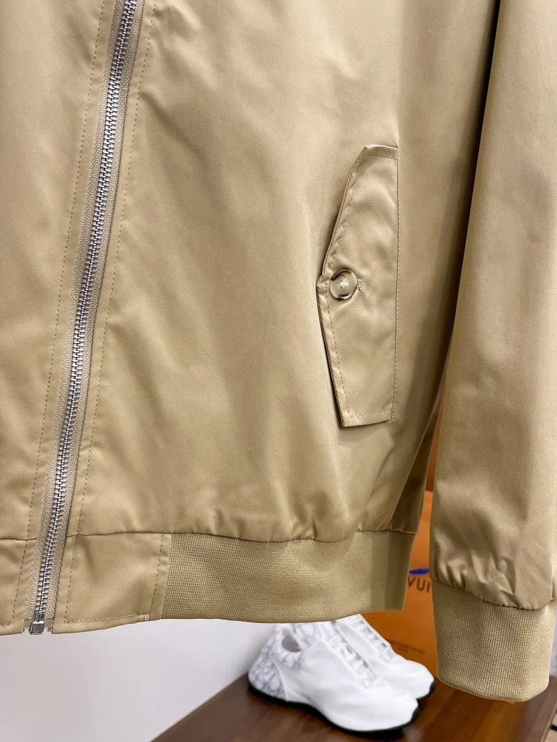 Prada Outwear Sophisticated 168022