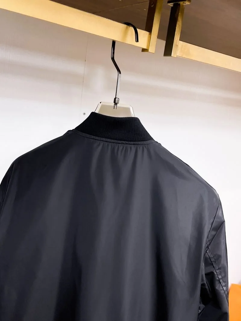 Breathable Prada Outwear 167988