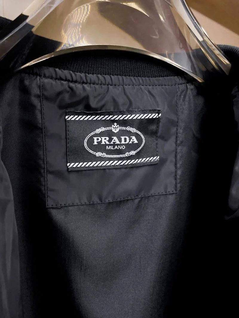Breathable Prada Outwear 167988