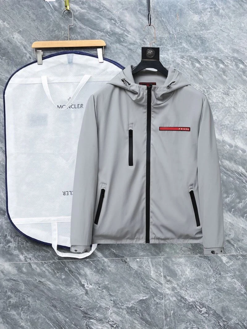 Refined Prada Outwear 168041