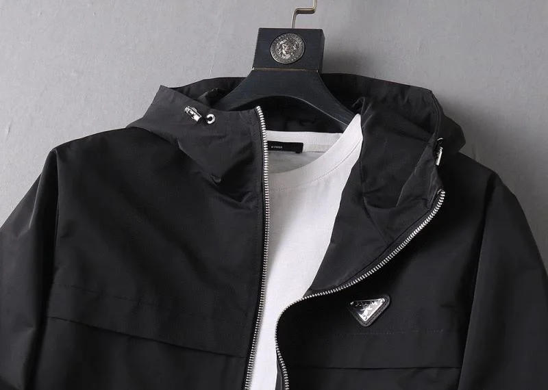 ZipUp Prada Outwear 167994