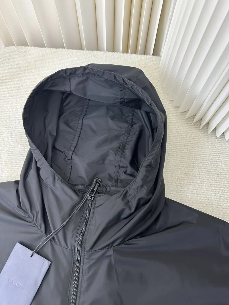 Fashionable Prada Outwear 168042