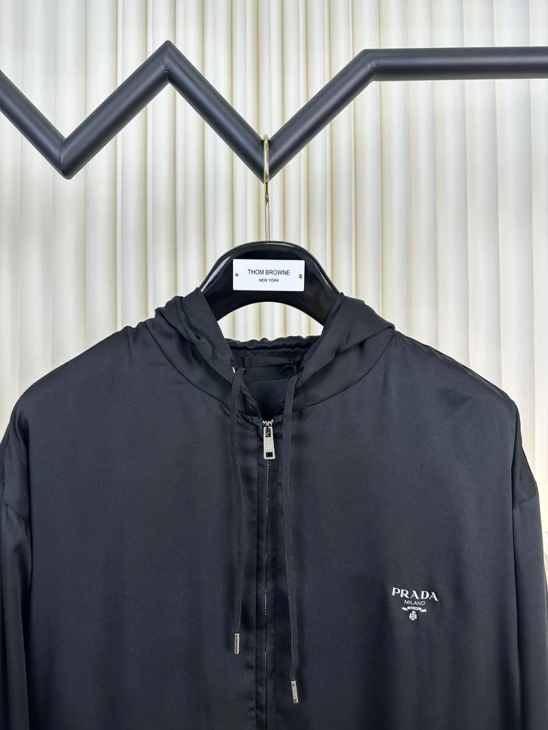 Prada Outwear GoAnywhere 167985