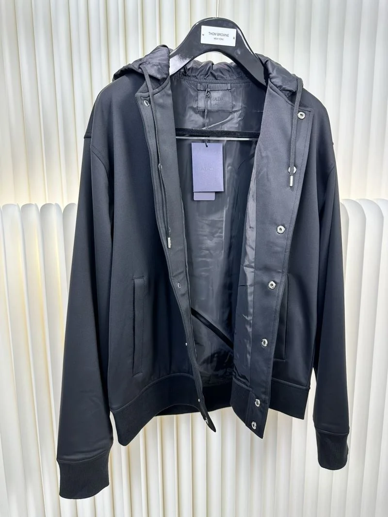 UrbanChic Prada Outwear 168040