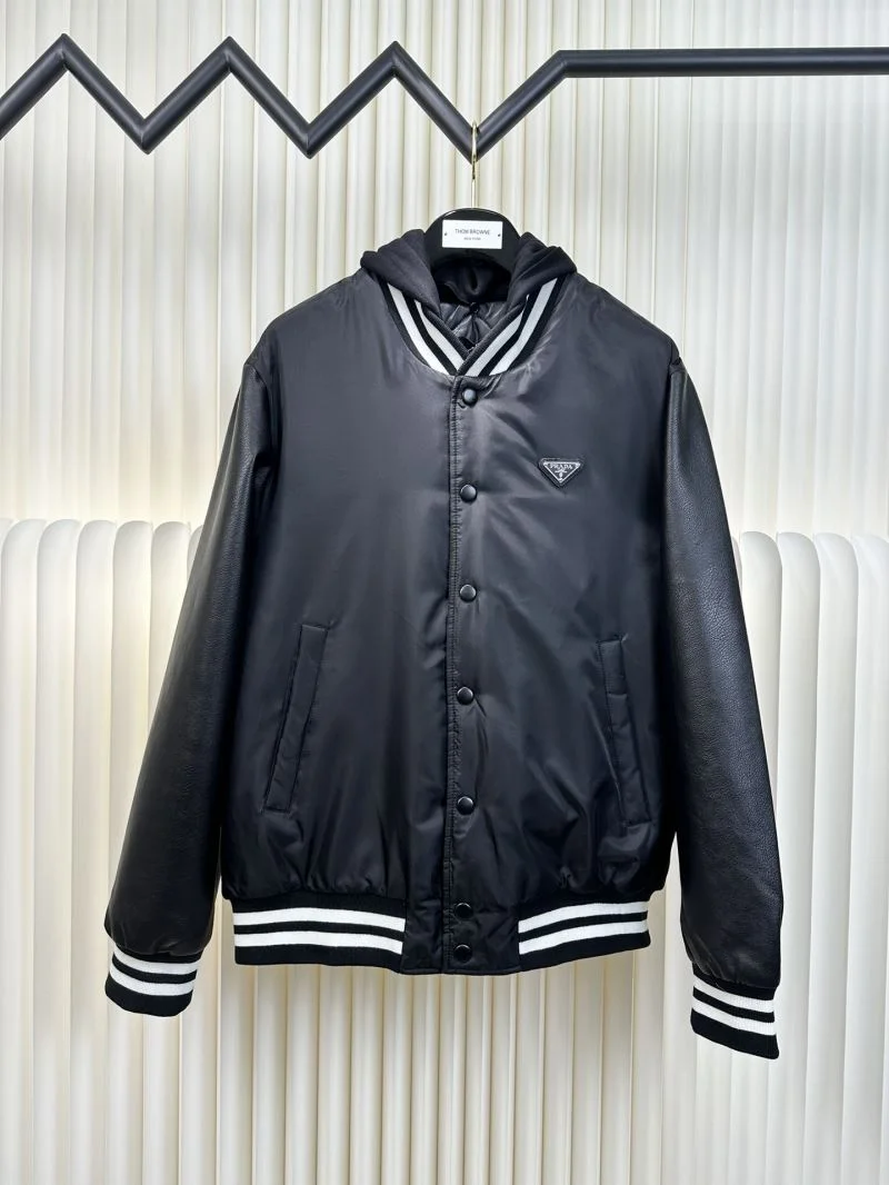 Lightweight Prada Outwear 167462