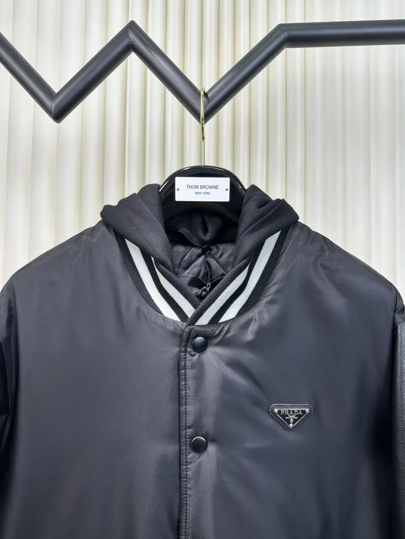Lightweight Prada Outwear 167462