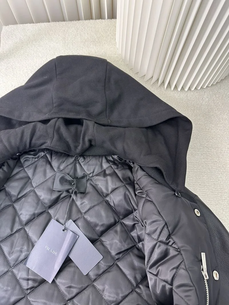 Lightweight Prada Outwear 167462