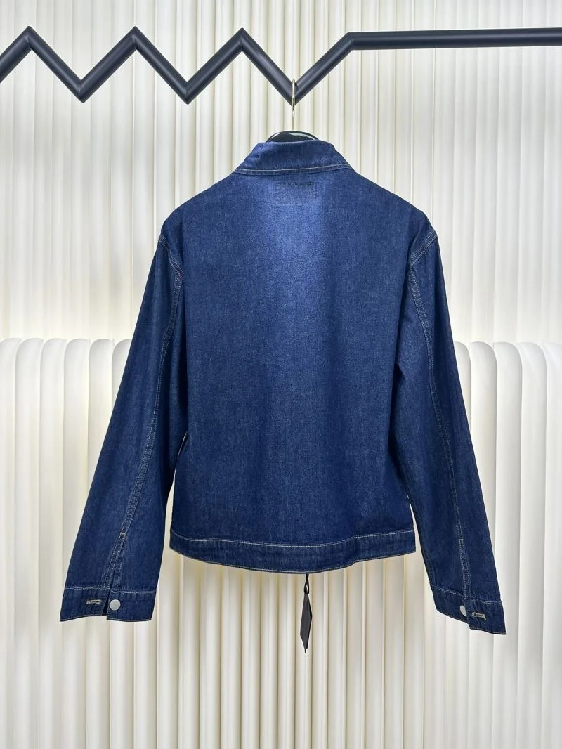 Sleek Prada Outwear 167417