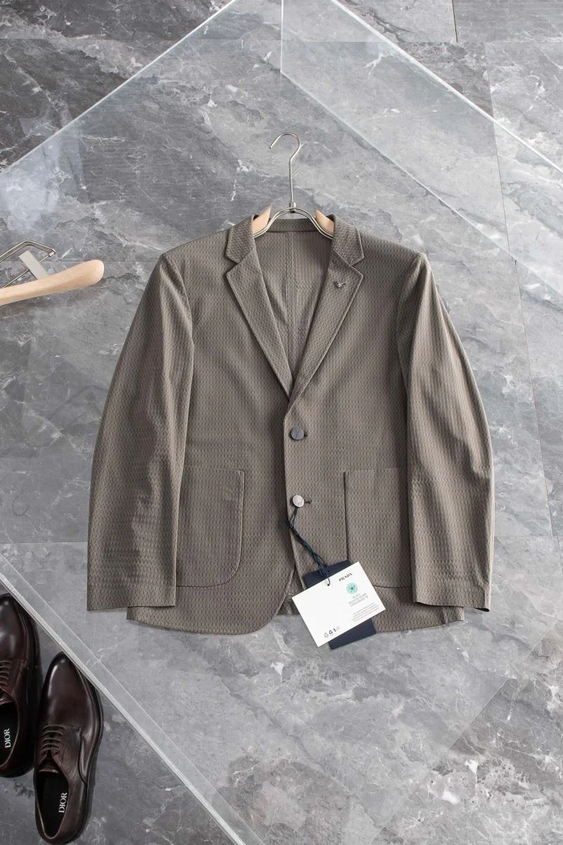 Original Prada Outwear 167414