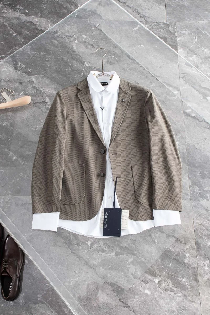Original Prada Outwear 167414