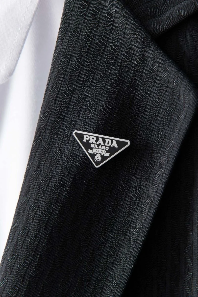 EasyMatch Prada Outwear 167410