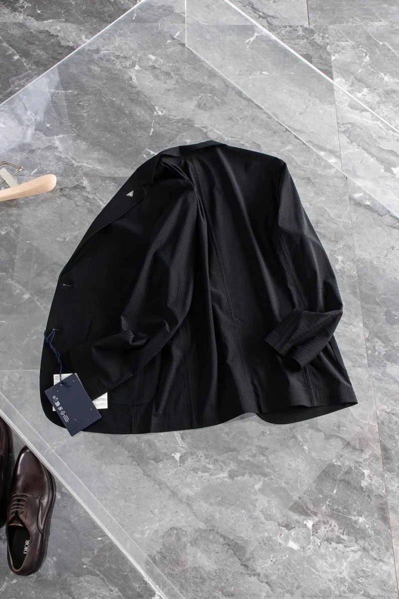 Prada Outwear Minimalist 167411