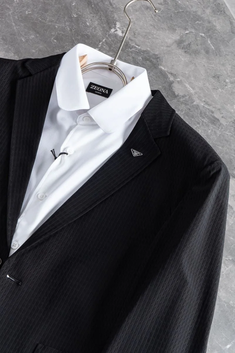 Prada Outwear Minimalist 167411