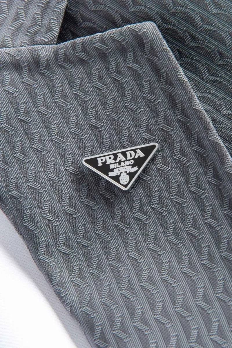 Lightweight Prada Outwear 167407
