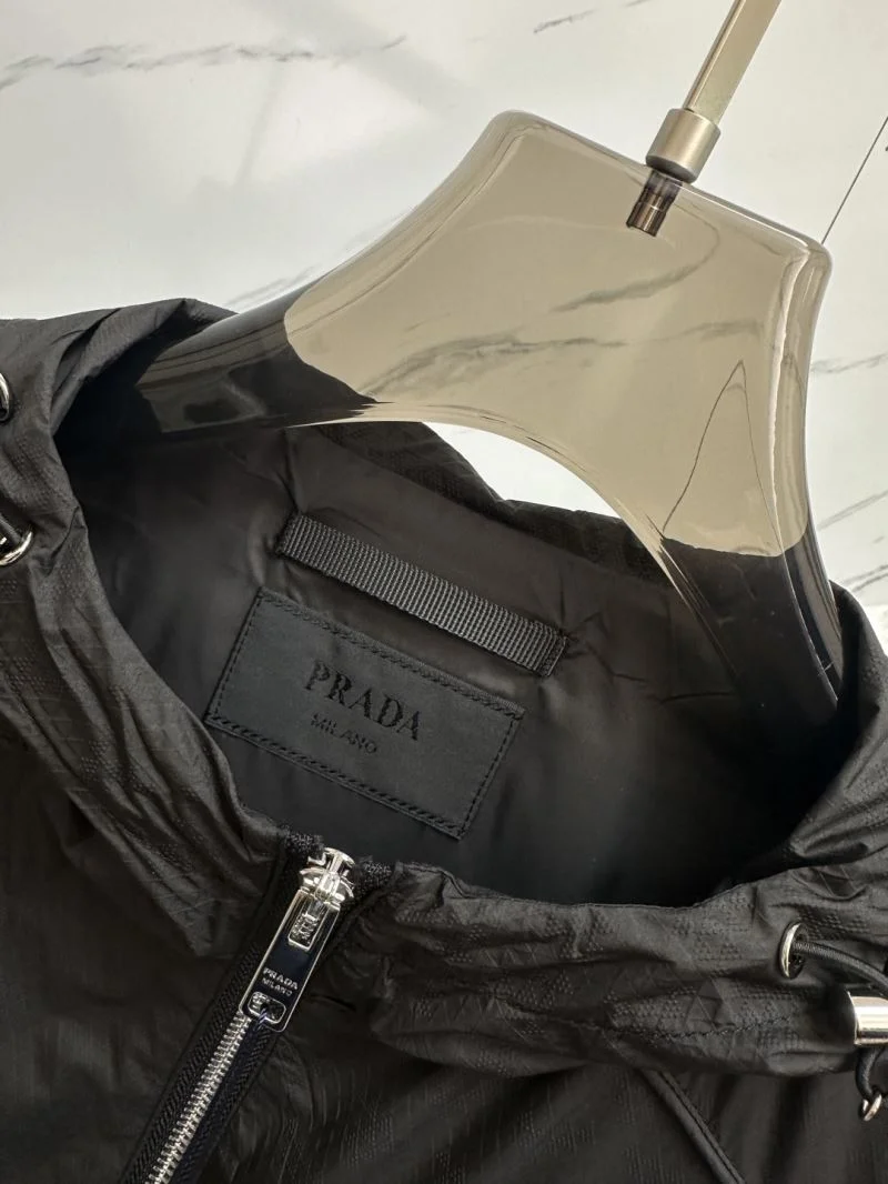 Prada Outwear Premium 167402