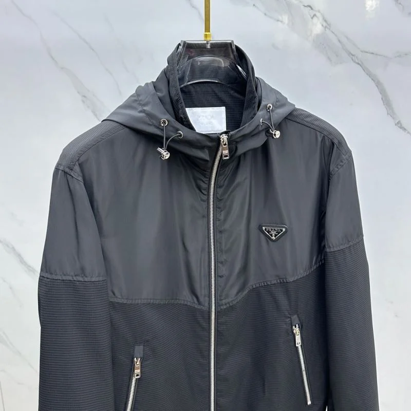 Premium Prada Outwear 167399