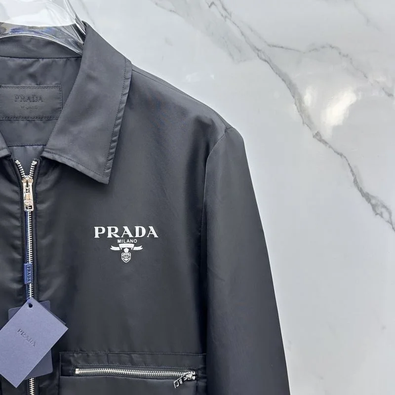 Effortless Prada Outwear 167396