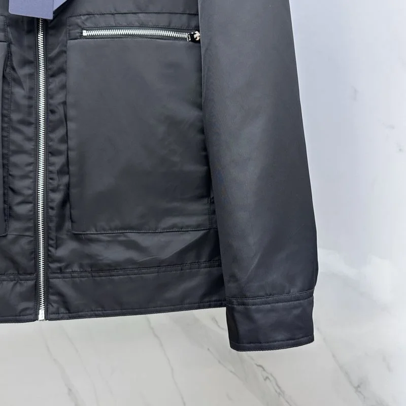 Effortless Prada Outwear 167396
