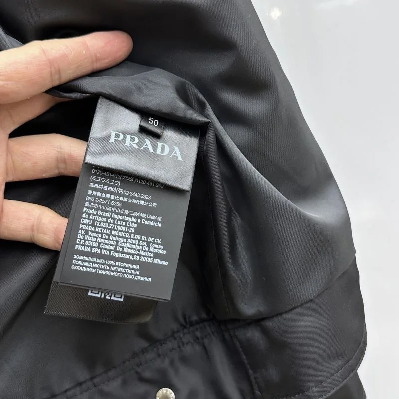 Effortless Prada Outwear 167396