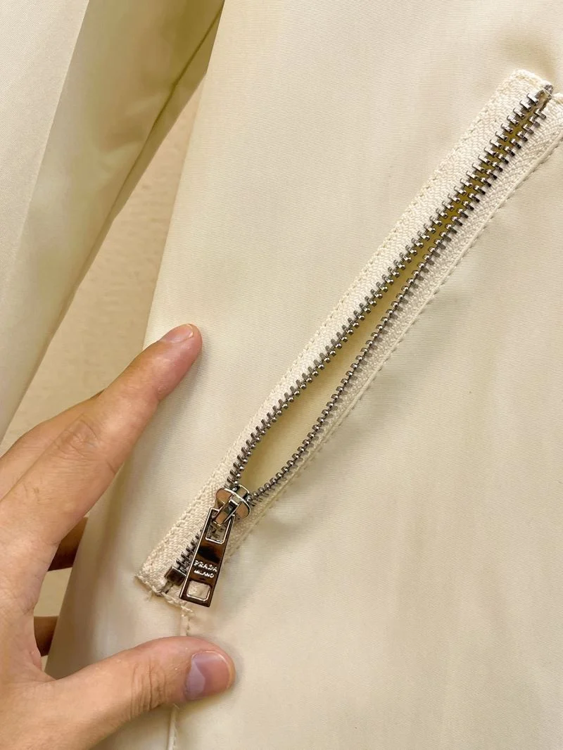Prada Outwear FreshLook 167382