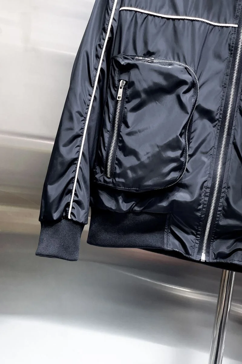 Lightweight Prada Outwear 167374