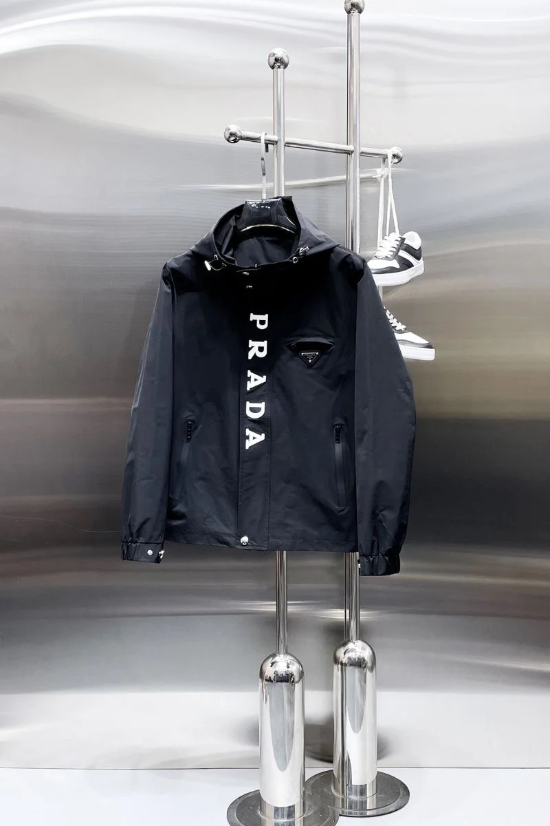 Prada Outwear Casual 167400