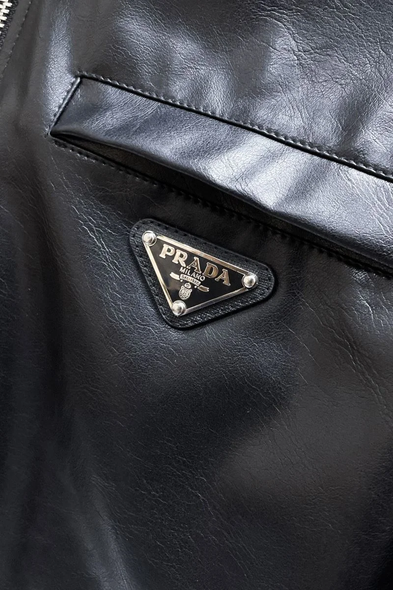 Unique Prada Outwear 167361