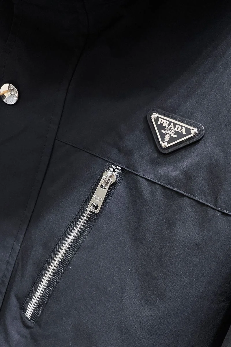 Effortless Prada Outwear 167356