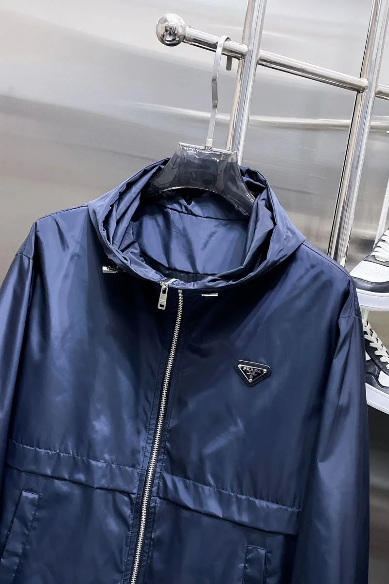 Youthful Prada Outwear 167429