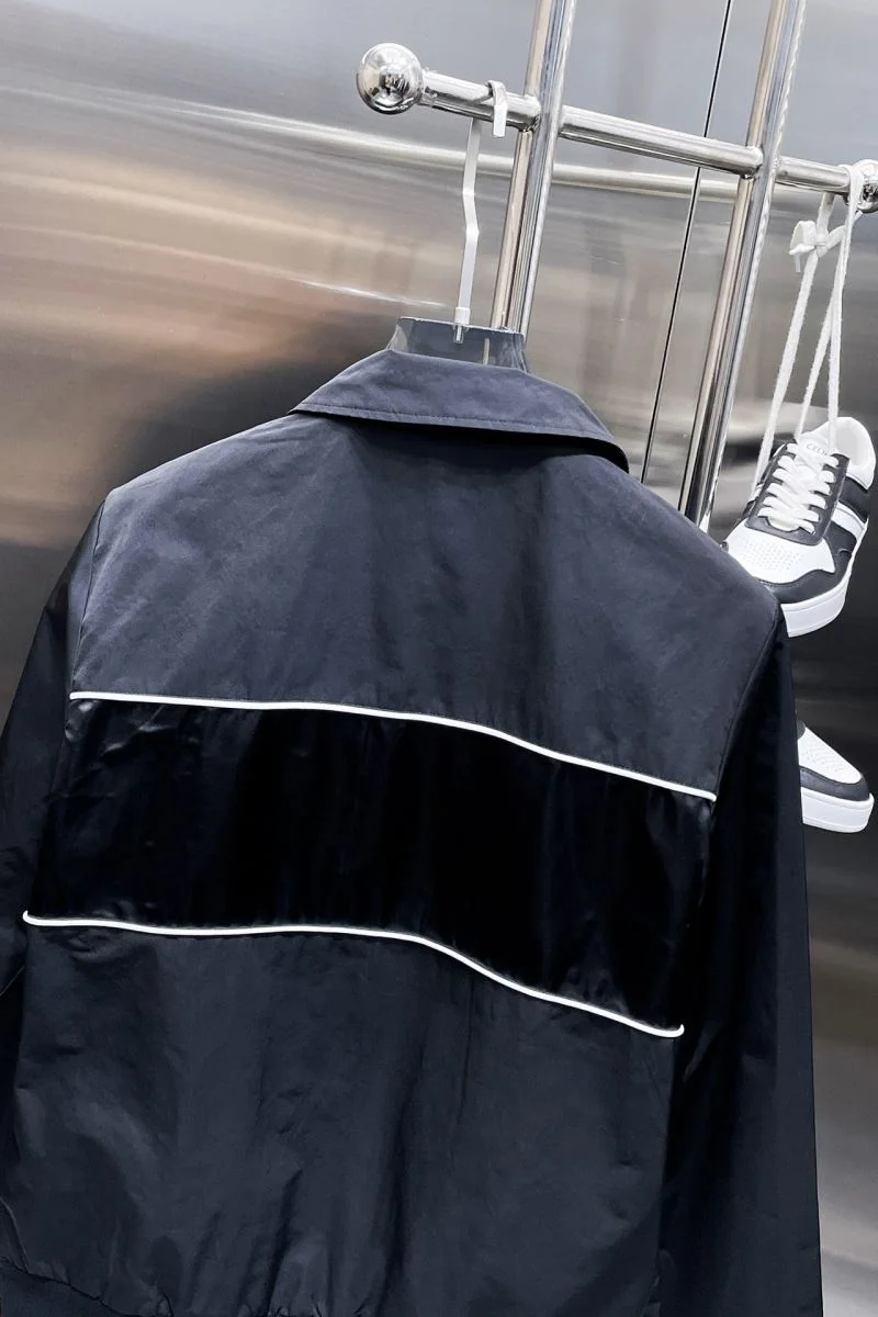 Prada Outwear WellDesigned 167351