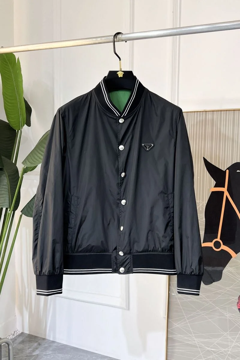 ModernLook Prada Outwear 167430