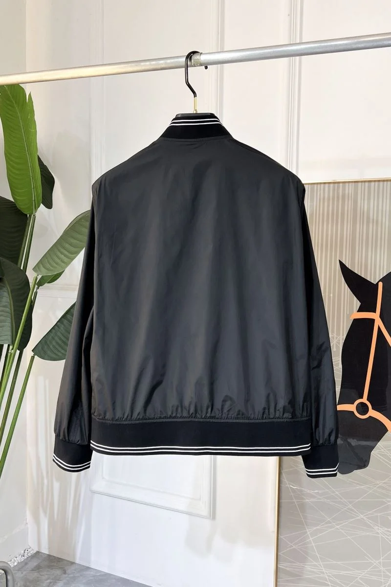 ModernLook Prada Outwear 167430