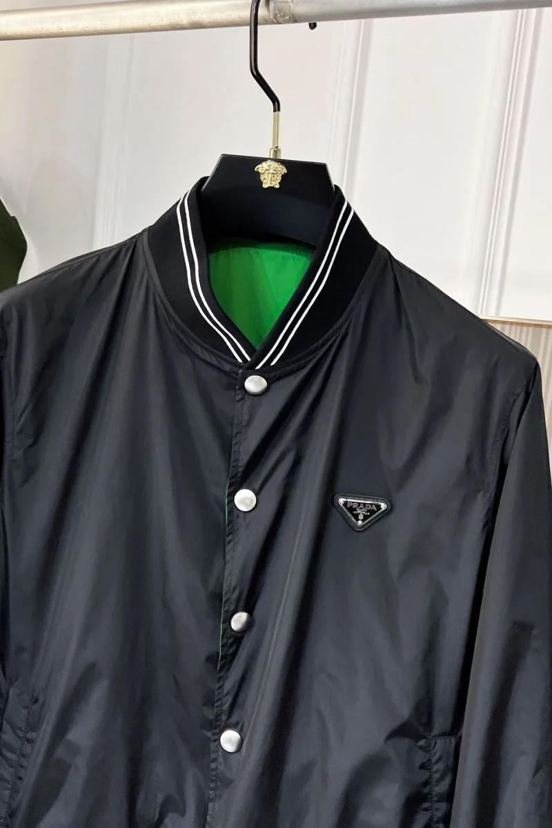 ModernLook Prada Outwear 167430