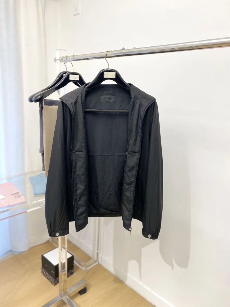 NewStyle Prada Outwear 167377