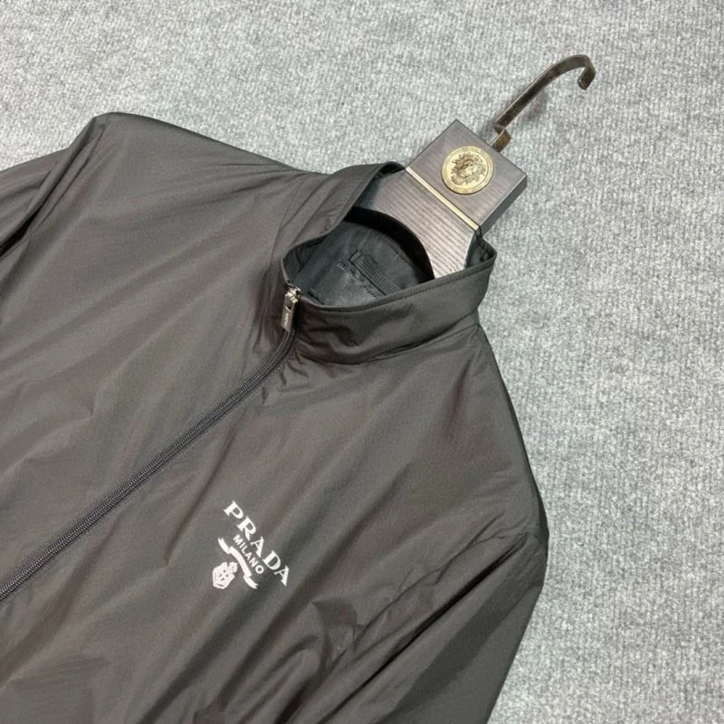 Casual Prada Outwear 167341