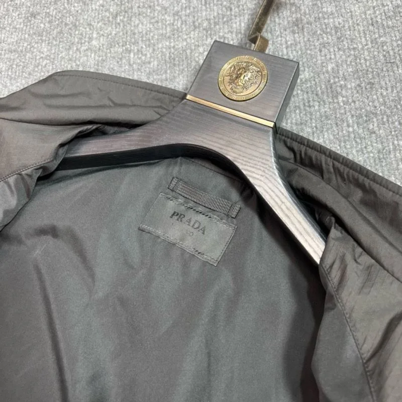 Casual Prada Outwear 167341