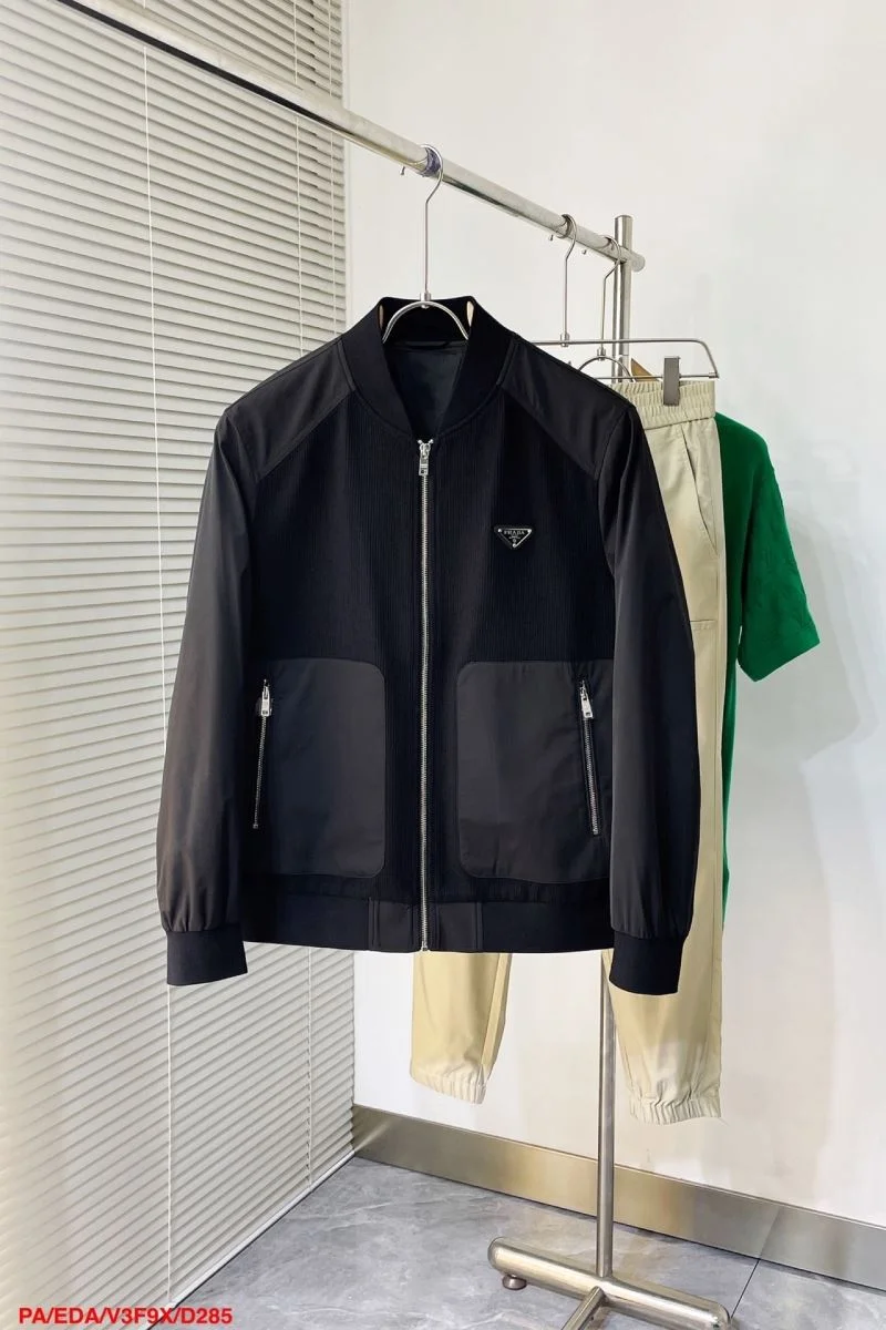 Prada Outwear ZipUp 167342