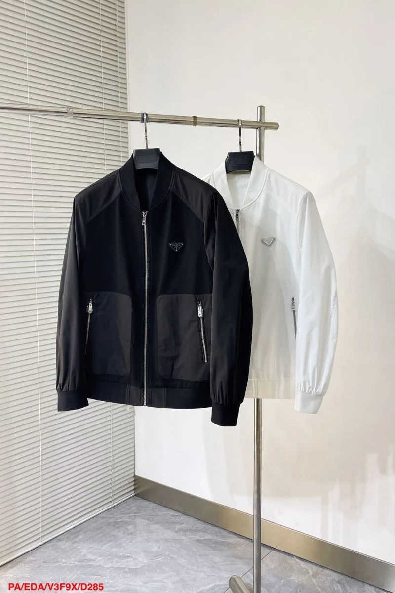 Prada Outwear ZipUp 167342