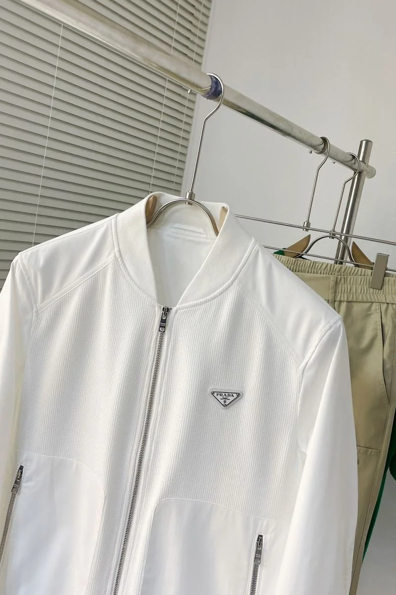Prada Outwear ZipUp 167342