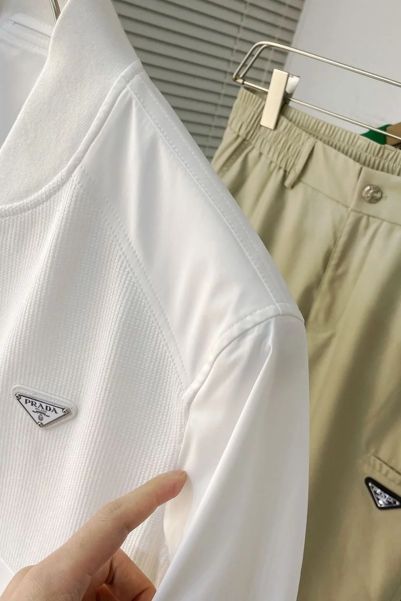 Prada Outwear ZipUp 167342