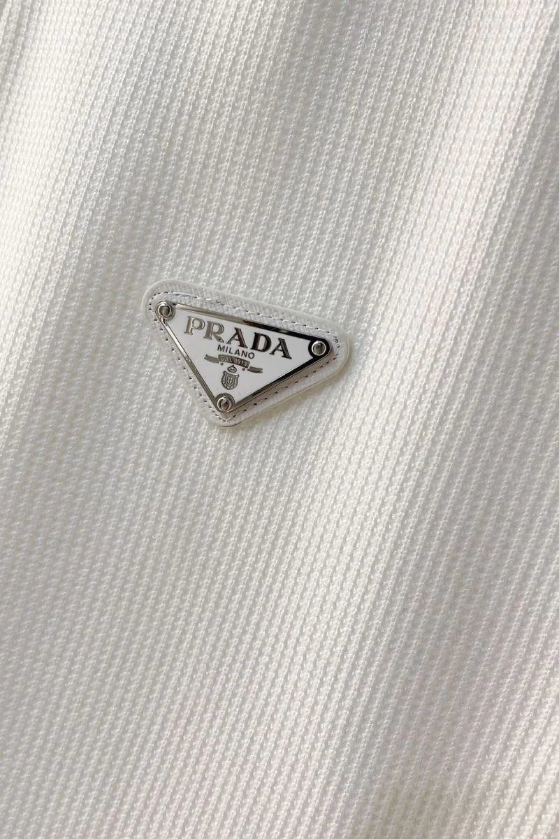 Prada Outwear ZipUp 167342