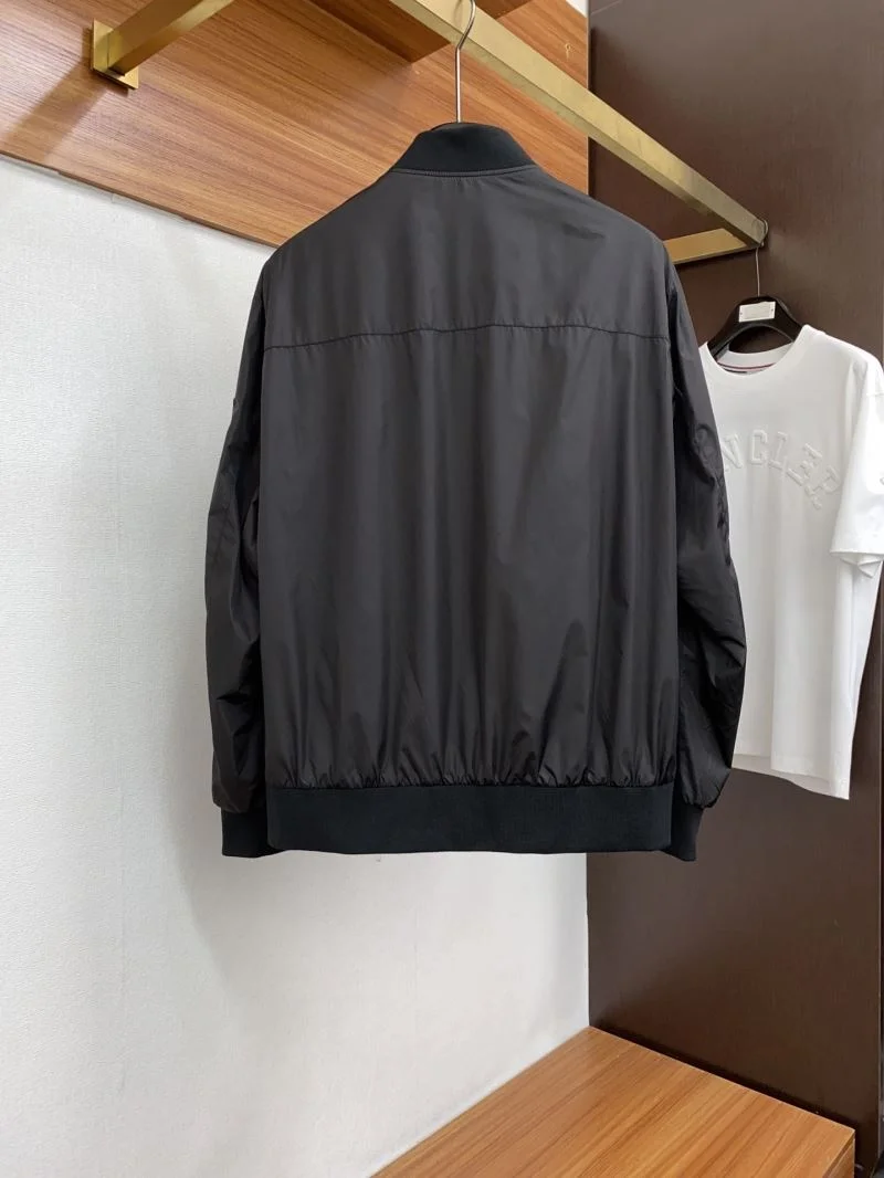 Effortless Prada Outwear 167406