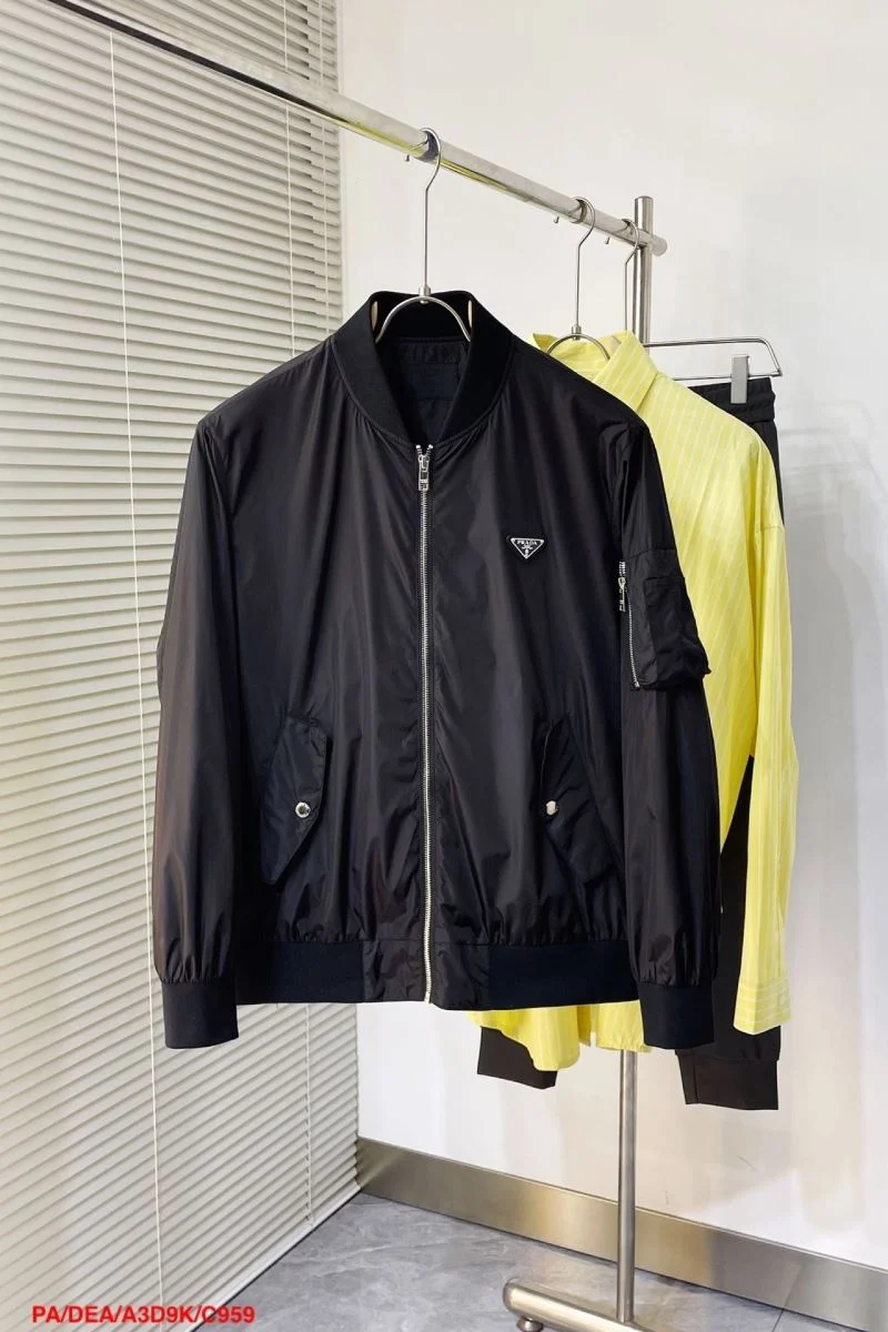 Youthful Prada Outwear 167336