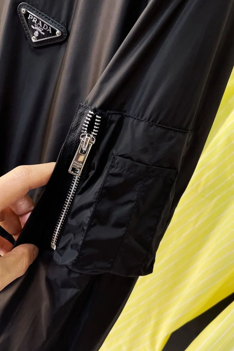 Youthful Prada Outwear 167336