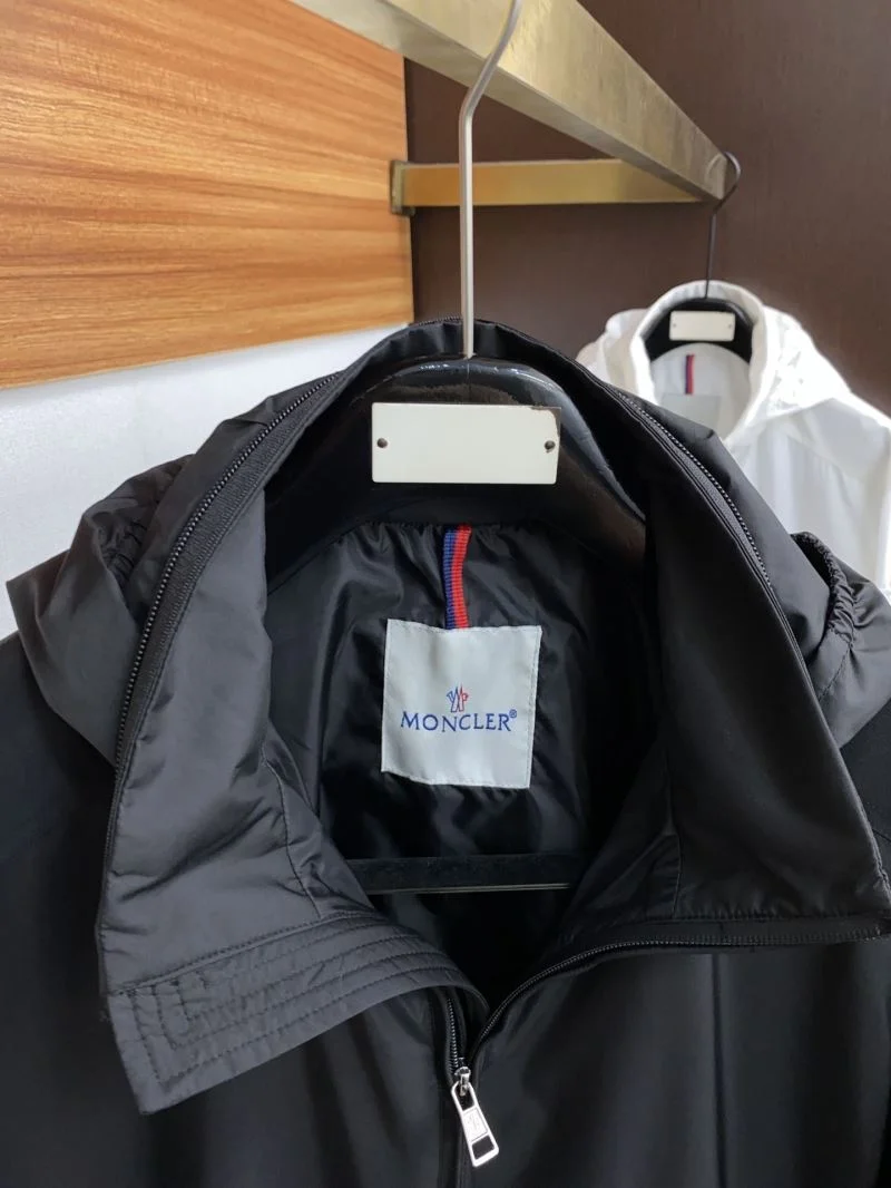 Prada Outwear ZipUp 167324