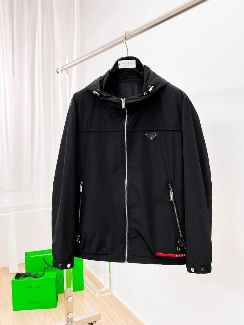 Prada Outwear Unique 167309